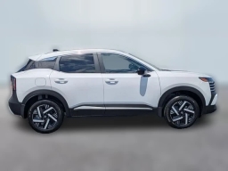 Nissan Kicks SV FWD 2026