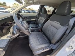 Nissan Kicks SV FWD 2026