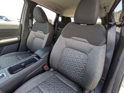 Nissan Kicks SV FWD 2026