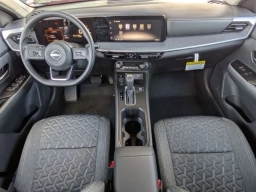 Nissan Kicks SV FWD 2026