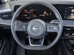 Nissan Kicks SV FWD 2026