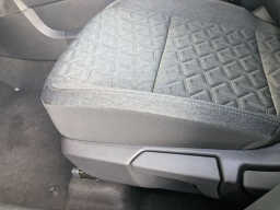 Nissan Kicks SV FWD 2026