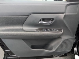 Nissan Kicks SV FWD 2026