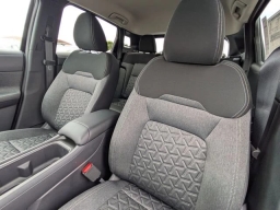 Nissan Kicks SV FWD 2026