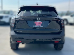Nissan Kicks SV FWD 2026