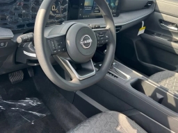 Nissan Kicks SV FWD 2026