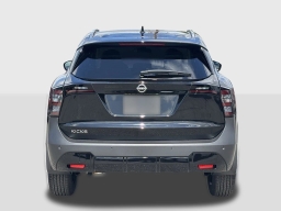 Nissan Kicks SV FWD 2026
