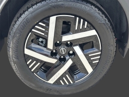 Nissan Kicks SV FWD 2026
