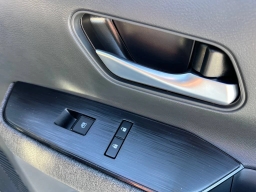 Nissan Kicks SV FWD 2026
