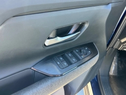 Nissan Kicks SV FWD 2026