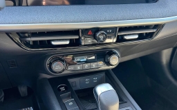 Nissan Kicks SV FWD 2026