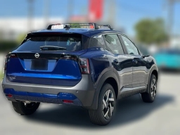 Nissan Kicks SV FWD 2026