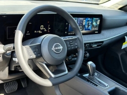 Nissan Kicks SV FWD 2026
