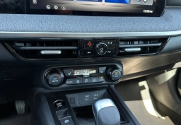 Nissan Kicks SV FWD 2026