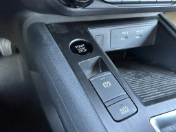 Nissan Kicks SV FWD 2026