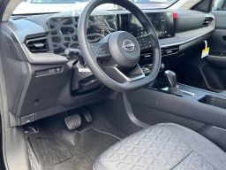 Nissan Kicks SV FWD 2026