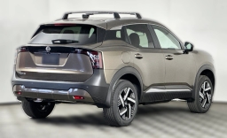 Nissan Kicks SV FWD 2026