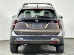 Nissan Kicks SV FWD 2026