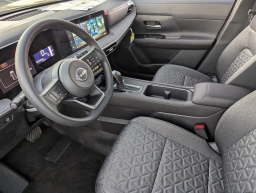 Nissan Kicks SV FWD 2026