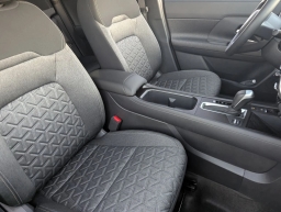 Nissan Kicks SV FWD 2026