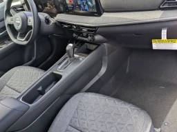 Nissan Kicks SV FWD 2026