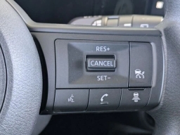 Nissan Kicks SV FWD 2026