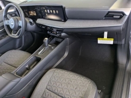 Nissan Kicks SV FWD 2026