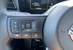 Nissan Kicks SV FWD 2026