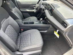 Nissan Kicks SV FWD 2026