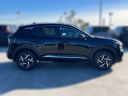 Nissan Kicks SV FWD 2026