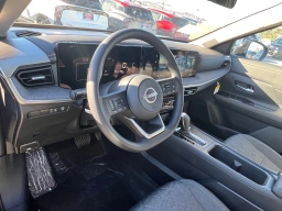 Nissan Kicks SV FWD 2026