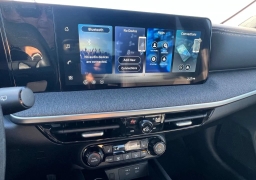 Nissan Kicks SV FWD 2026