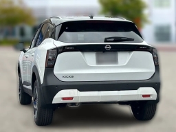 Nissan Kicks SV FWD 2026