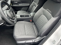 Nissan Kicks SV FWD 2026