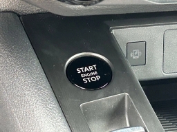 Nissan Kicks SV FWD 2026