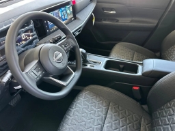 Nissan Kicks SV FWD 2026