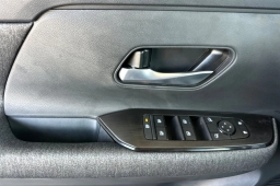 Nissan Kicks SV FWD 2026