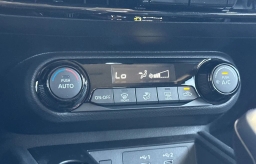 Nissan Kicks SV FWD 2026