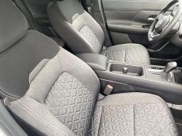 Nissan Kicks SV FWD 2026