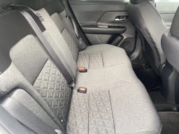 Nissan Kicks SV FWD 2026