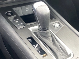 Nissan Kicks SV FWD 2026