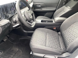Nissan Kicks SV FWD 2026