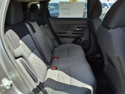 Nissan Kicks SV FWD 2026
