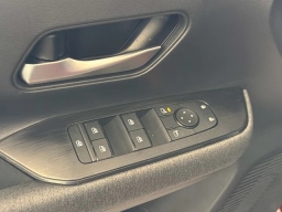Nissan Kicks SV FWD 2026