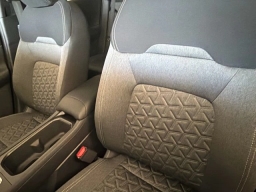 Nissan Kicks SV FWD 2026
