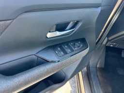 Nissan Kicks SV FWD 2026