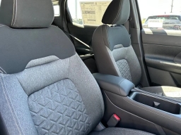 Nissan Kicks SV FWD 2026