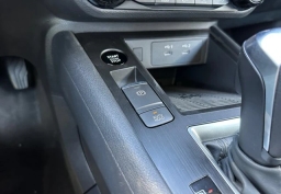 Nissan Kicks SV FWD 2026