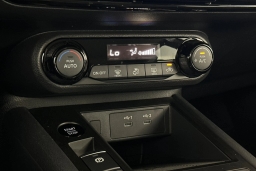 Nissan Kicks SV FWD 2026