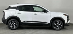 Nissan Kicks SV FWD 2026